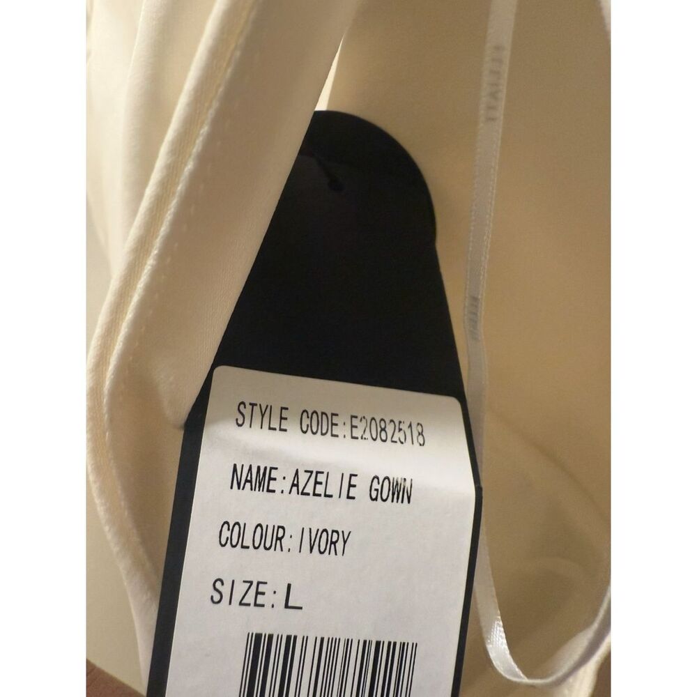 Elliatt Azelie Asymmetrical Gown in White Cocktail wedding Bridal size L NWT - Picture 6 of 6